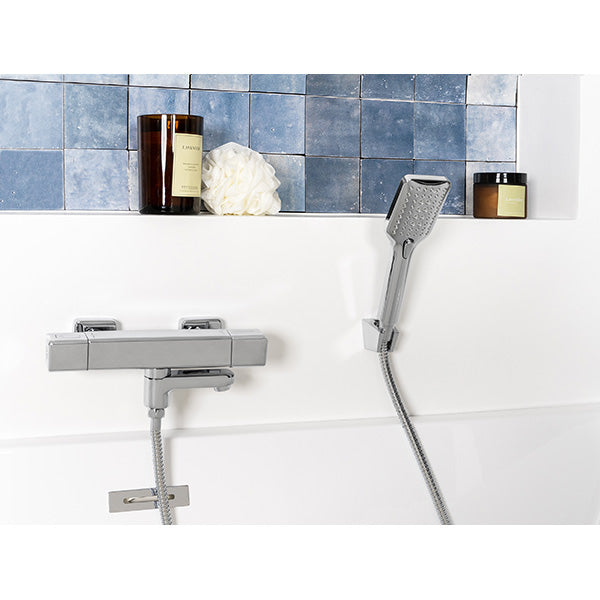 Douchette 3 jets économie d'eau carrée CUARTO ambiance