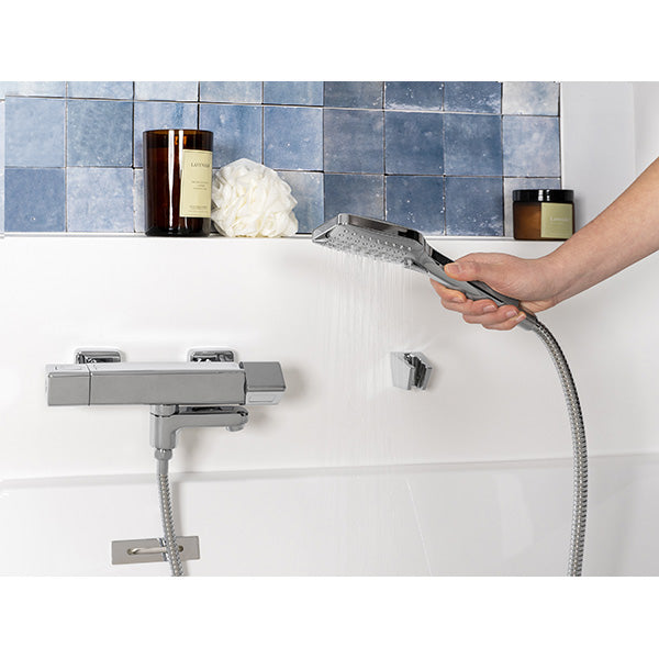 Douchette 3 jets économie d'eau carrée CUARTO ambiance