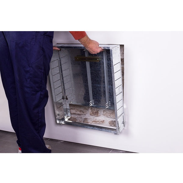 Coffret métal encastrable pour collecteur