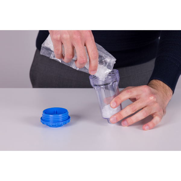 Remplissage Polyphosphate anti calcaire