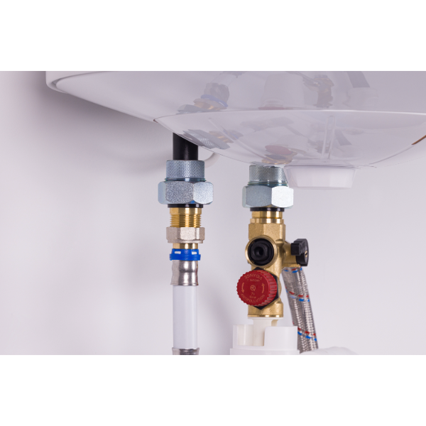 Installation raccord diélectrique chauffe eau