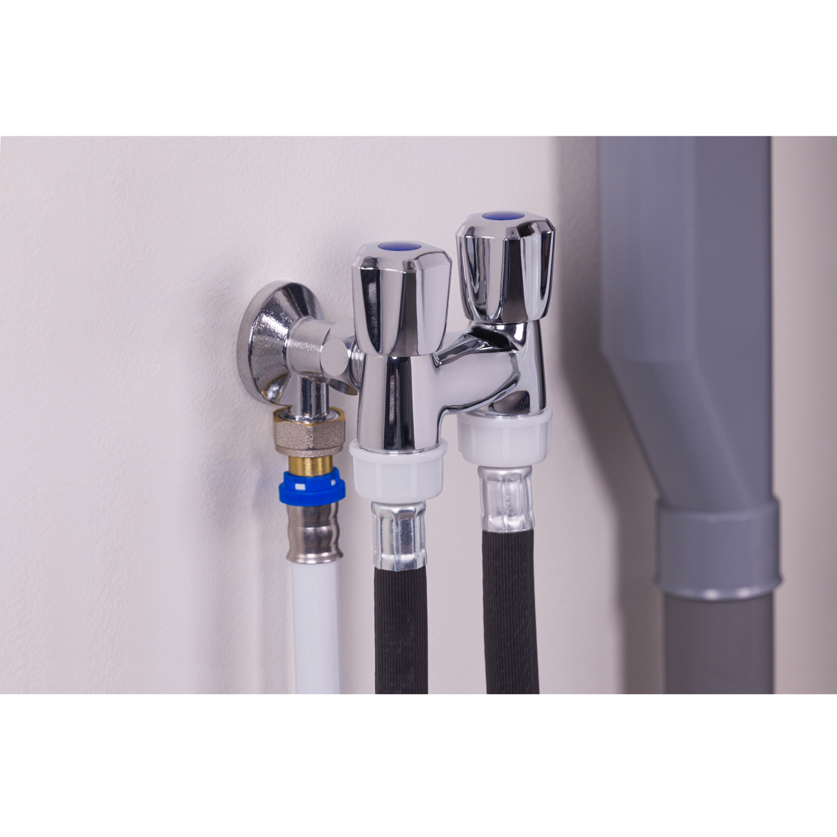 Robinet double parallèle machine à laver installation