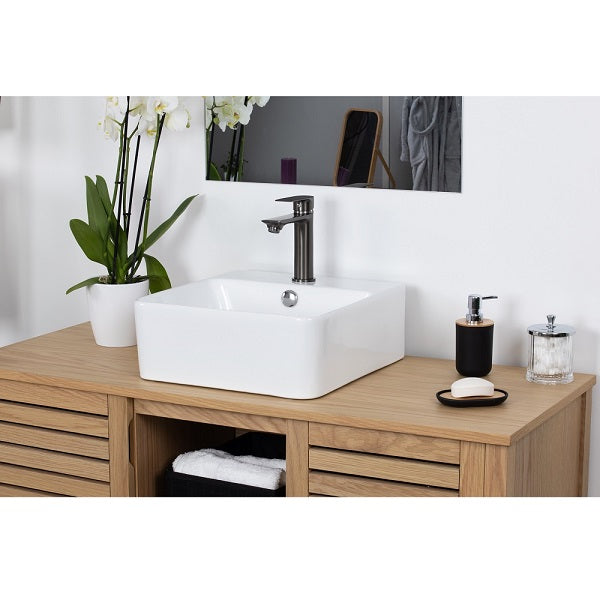 Mitigeur lavabo gris métal NYTIA ambiance