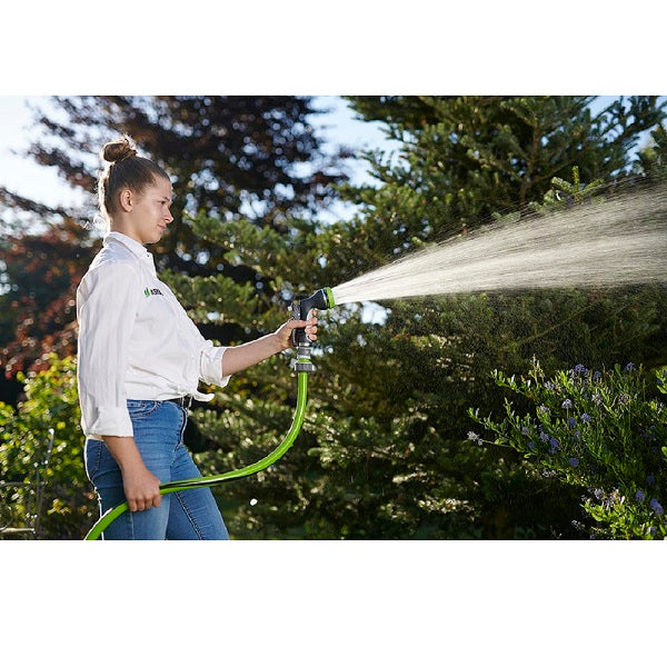 Pistolet d'arrosage bi-matière multi-jets ambiance