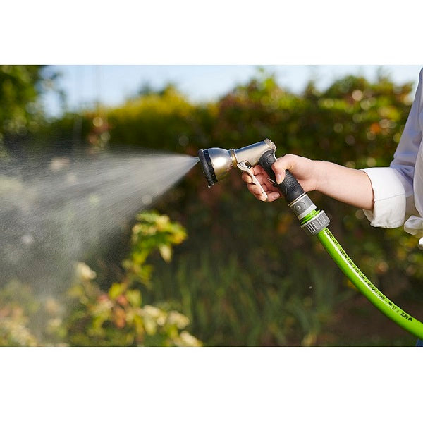 Pistolet d'Arrosage Métallique Multi-Jets ambiance