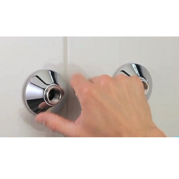 Installation des rosaces platine douche