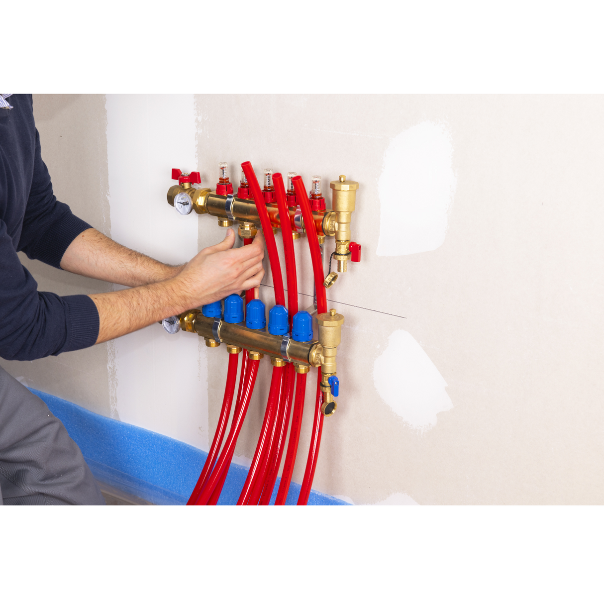 Installation raccord eurocone tube PER