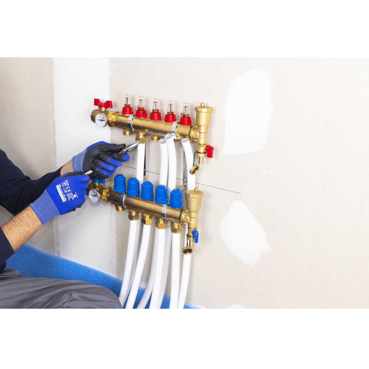 Installation raccord eurocone tube multicouche