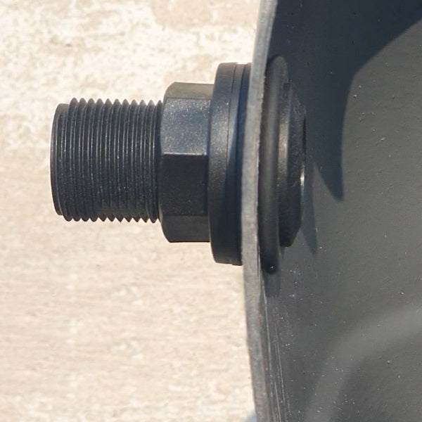 Raccord passe cuve montage par l'extérieur ambiance