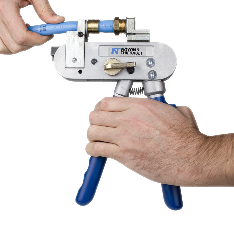 sertissage axial avec pince à glissement professionnelle