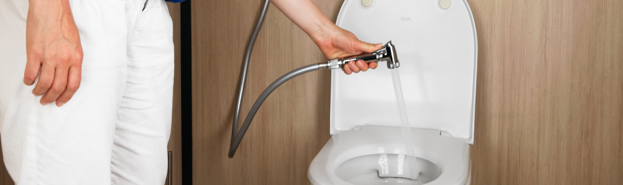 Pompe à déboucher les WC et appareils sanitaires